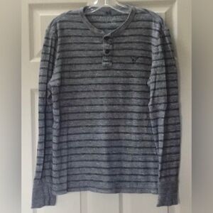 Men’s American Eagle Henley 2 Button Logo Striped Size Medium